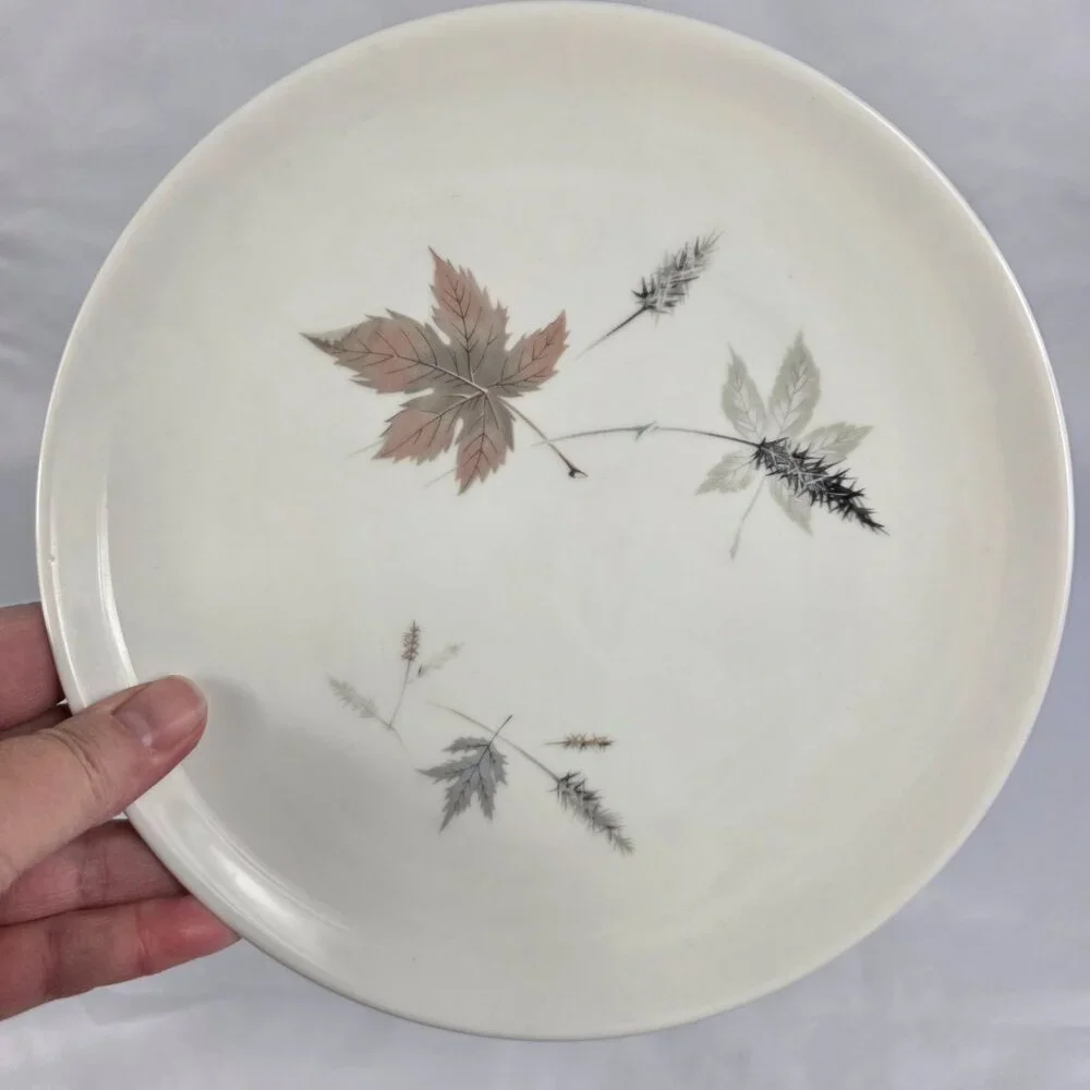 FOUR Royal Doulton Tumbling Leaves Salad Plates Gray & Pink Leaves